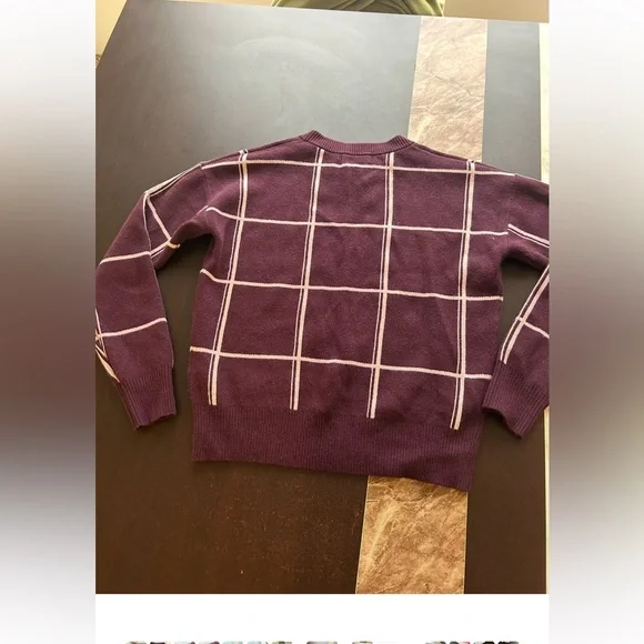 Banana Republic Italian Wool Cashmere Blend Burgundy Sweater. Size Small. NEW - Picture 9 of 9